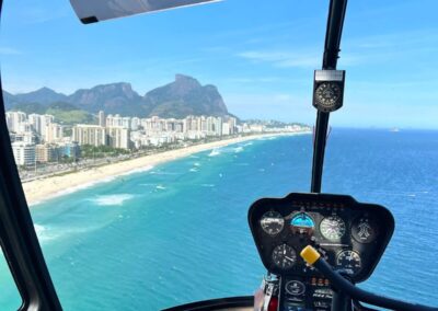 VOO DE HELICÓPTERO (30min)